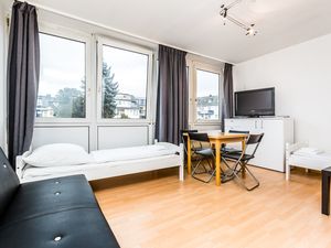 22417729-Ferienwohnung-4-Köln-300x225-2