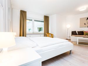 22462649-Ferienwohnung-3-Köln-300x225-1