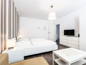 22506561-Ferienwohnung-5-Köln-300x225-5