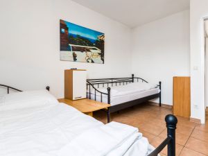 22506623-Ferienwohnung-5-Köln-300x225-4