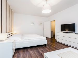 22506565-Ferienwohnung-5-Köln-300x225-5