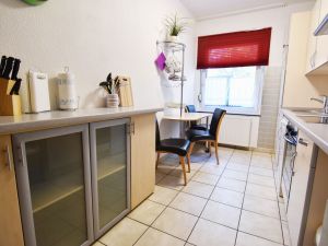 22506599-Ferienwohnung-7-Köln-300x225-4