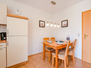 23955599-Ferienwohnung-4-Kölpinsee (Usedom)-300x225-5