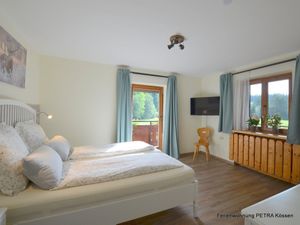 23998589-Ferienwohnung-4-Kössen-300x225-5