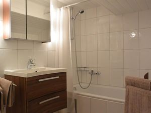 18661620-Ferienwohnung-4-Kössen-300x225-5