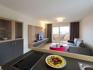 18583330-Ferienwohnung-4-Kössen-300x225-3