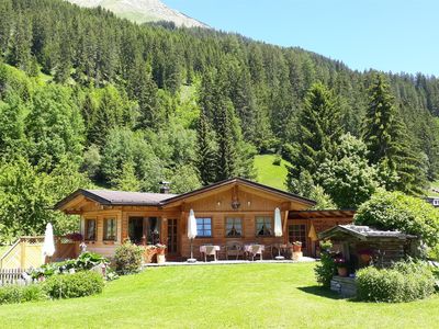 Gartenhaus, Sitzterrassen, Liegewiese