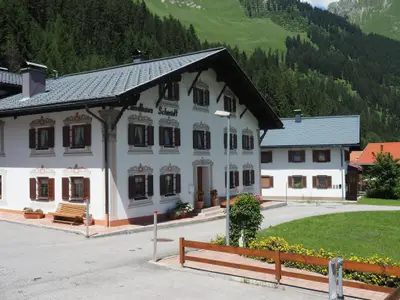 Haus im Sommer
