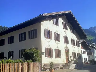 Sommerfoto vom Haus