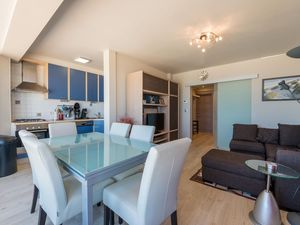 23887866-Ferienwohnung-5-Koksijde-300x225-1