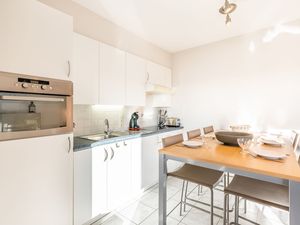 23658630-Ferienwohnung-4-Koksijde-300x225-4