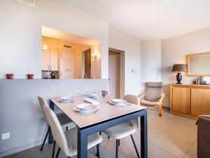 23887869-Ferienwohnung-6-Koksijde-300x225-2