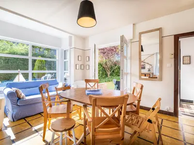 DiningRoom