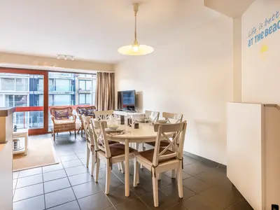 DiningRoom