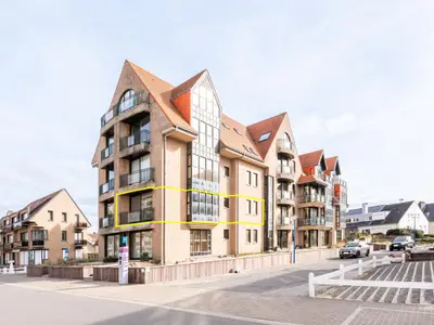 Außenseite Ferienhaus [Sommer]