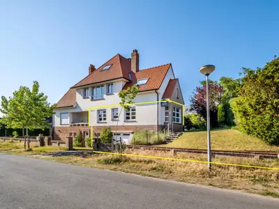 Außenseite Ferienhaus [Sommer]