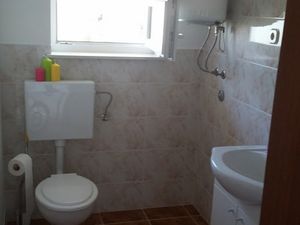 21755909-Ferienwohnung-2-Kolan-300x225-5