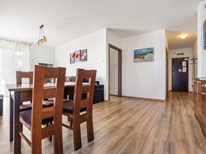 23938919-Ferienwohnung-4-Kolberg-300x225-5