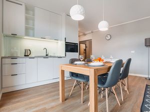 23938968-Ferienwohnung-4-Kolberg-300x225-3