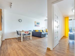 23938868-Ferienwohnung-4-Kolberg-300x225-2