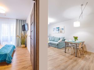 23938904-Ferienwohnung-4-Kolberg-300x225-1