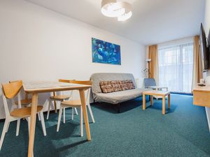 23938937-Ferienwohnung-4-Kolberg-300x225-2