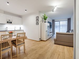 23938906-Ferienwohnung-4-Kolberg-300x225-0