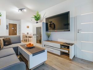 23938906-Ferienwohnung-4-Kolberg-300x225-4