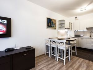 23938881-Ferienwohnung-4-Kolberg-300x225-5