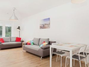 21614423-Ferienwohnung-6-Kolberg-300x225-5