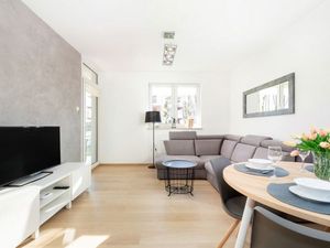 21989259-Ferienwohnung-6-Kolberg-300x225-1