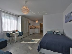 21989269-Ferienwohnung-4-Kolberg-300x225-1