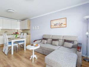 23657862-Ferienwohnung-4-Kolberg-300x225-3