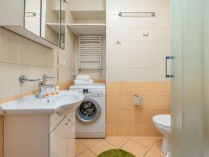 23874302-Ferienwohnung-4-Kolberg-300x225-2