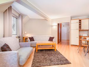 23964172-Ferienwohnung-4-Kolberg-300x225-3