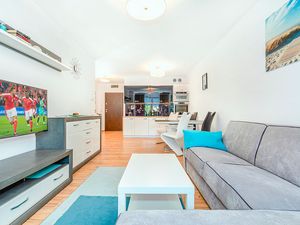 23971487-Ferienwohnung-4-Kolberg-300x225-5