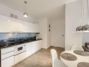 24043410-Ferienwohnung-4-Kolberg-300x225-3