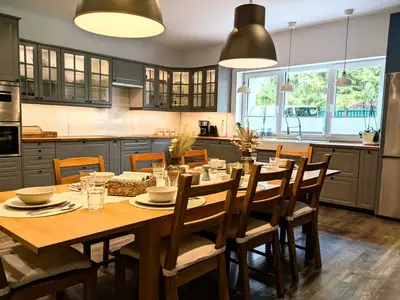 DiningRoom