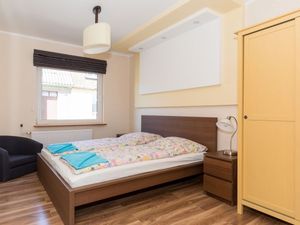 21614255-Ferienwohnung-9-Kolczewo-300x225-1