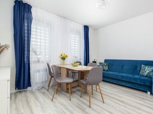 23704656-Ferienwohnung-6-Kolczewo-300x225-5