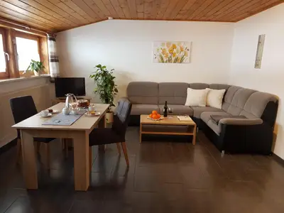 Wohn- und Essbereich