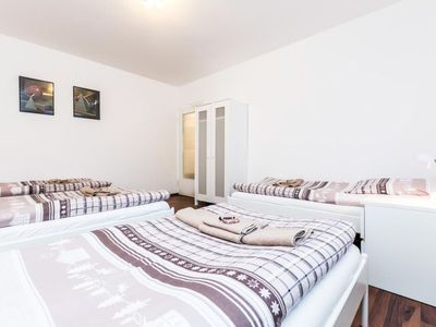 Ferienwohnung für 6 Personen (80 m²) in Köln 8/10