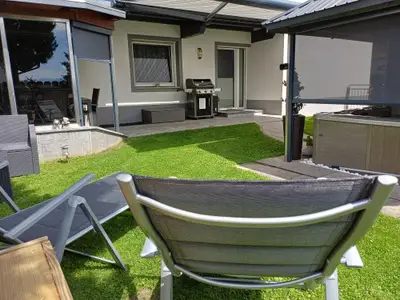 garten mit Whirlpool1jpg