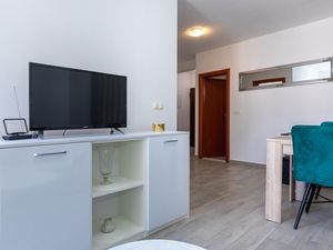 24003783-Ferienwohnung-2-Komarna-300x225-5