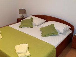 24057857-Ferienwohnung-5-Komolac-300x225-3