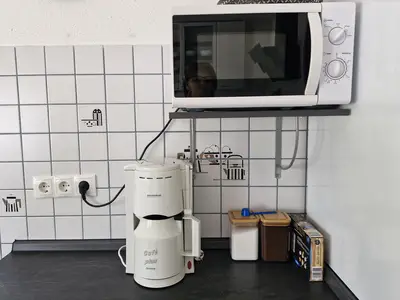 Mikrowelle mit Abstellfläche