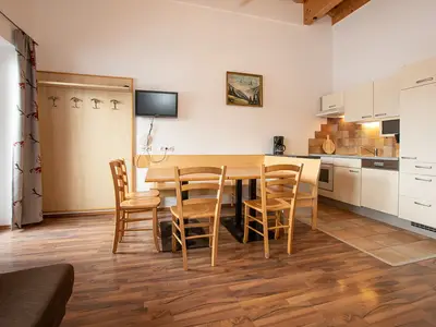 Ferienwohnung für 8 Personen (63 m²) in Königsleiten 7/10