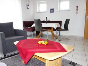 22770373-Ferienwohnung-3-Konstanz-300x225-5