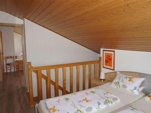 23923294-Ferienwohnung-4-Konz-300x225-5