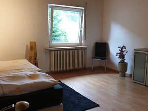 23923294-Ferienwohnung-4-Konz-300x225-3